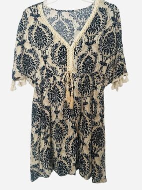 Cupshe-Boho Tassel V-Neck Mini Dress in Cream and Navy- Large